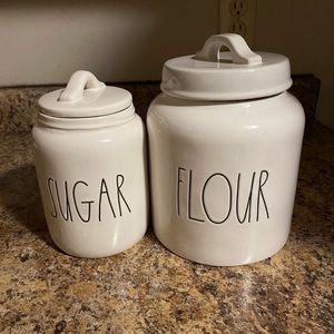 flour canister